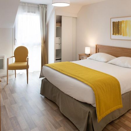 Aparthotel Domitys L'Oustaou à Saint-Martin-de-Crau Extérieur photo